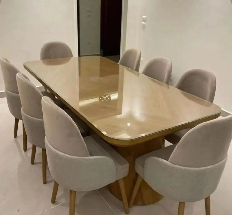 Glossy Table with Grey Velvet Chairs