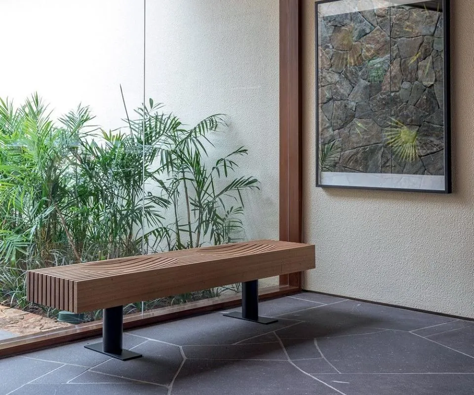 Wave-Top Slatted Bench