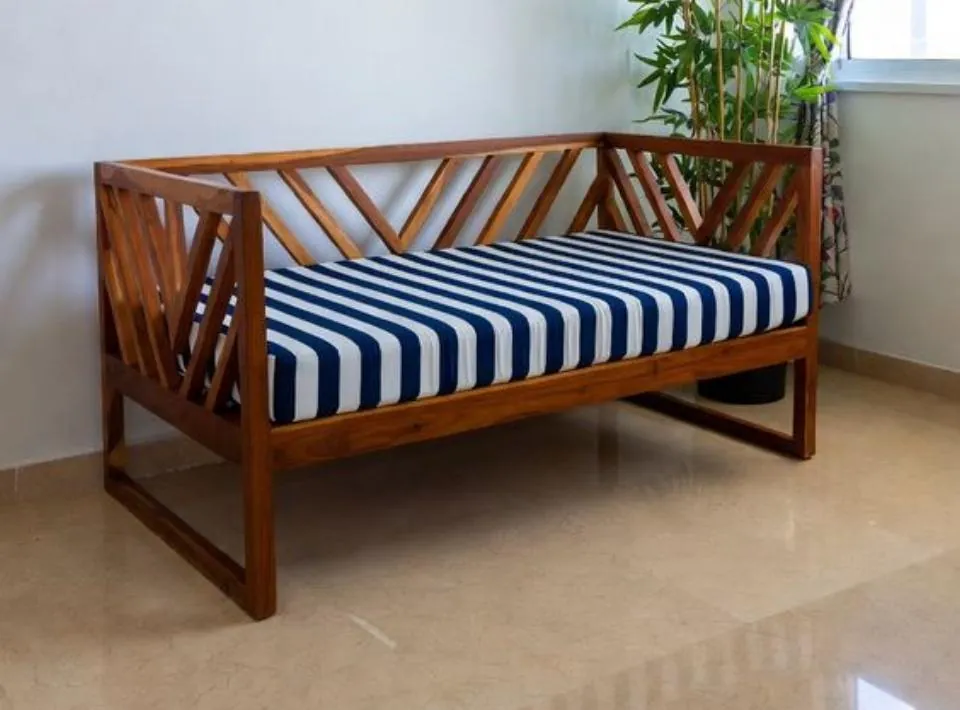 Chevron-Lattice Striped Bench